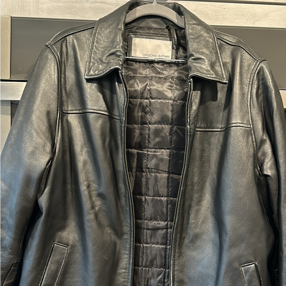 Men’s black leather jacket from Wilson’s leather. Size medium fits like a large